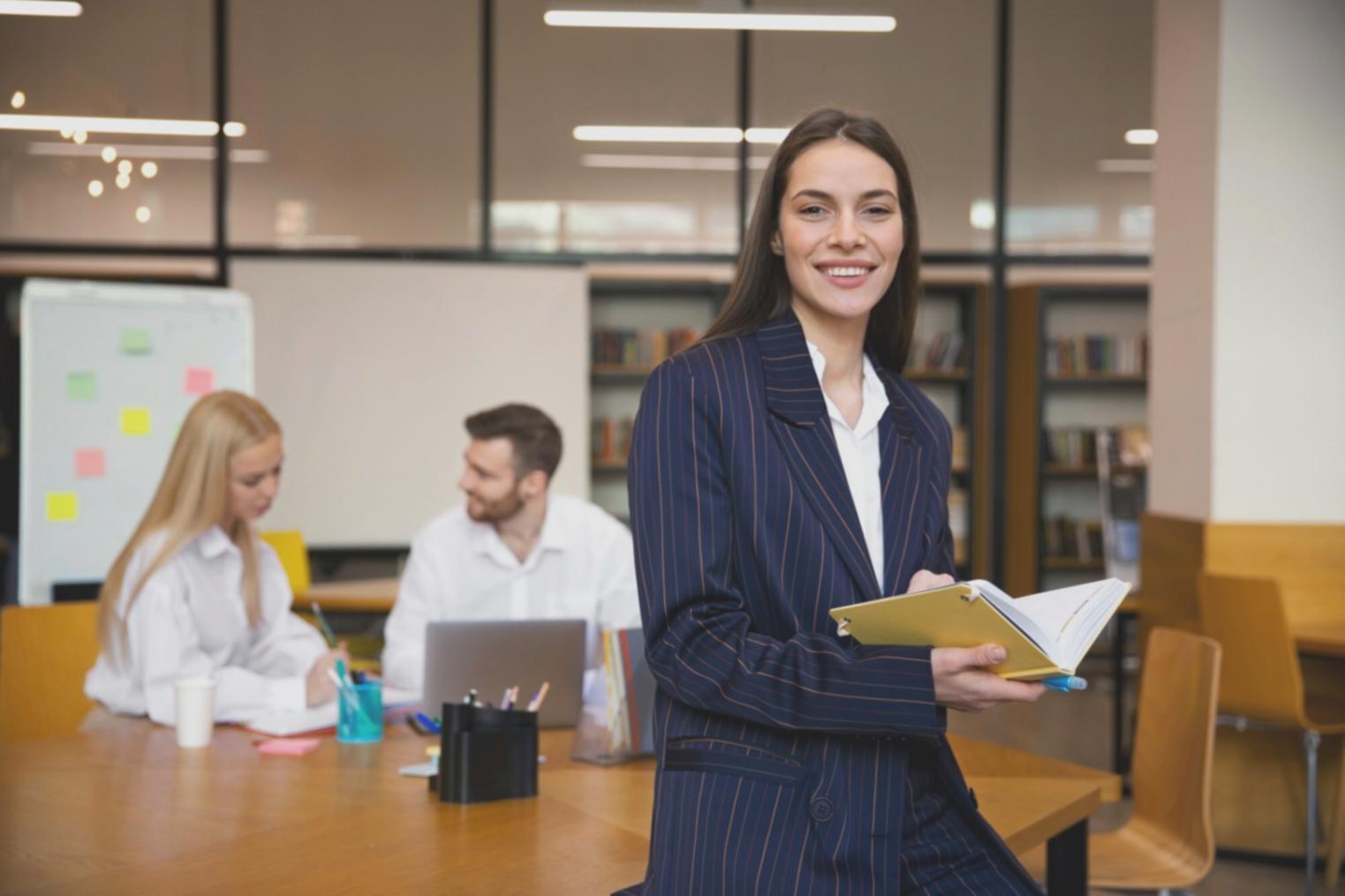 Formation en analyse financière avec des professionnels travaillant sur des modèles financiers avancés